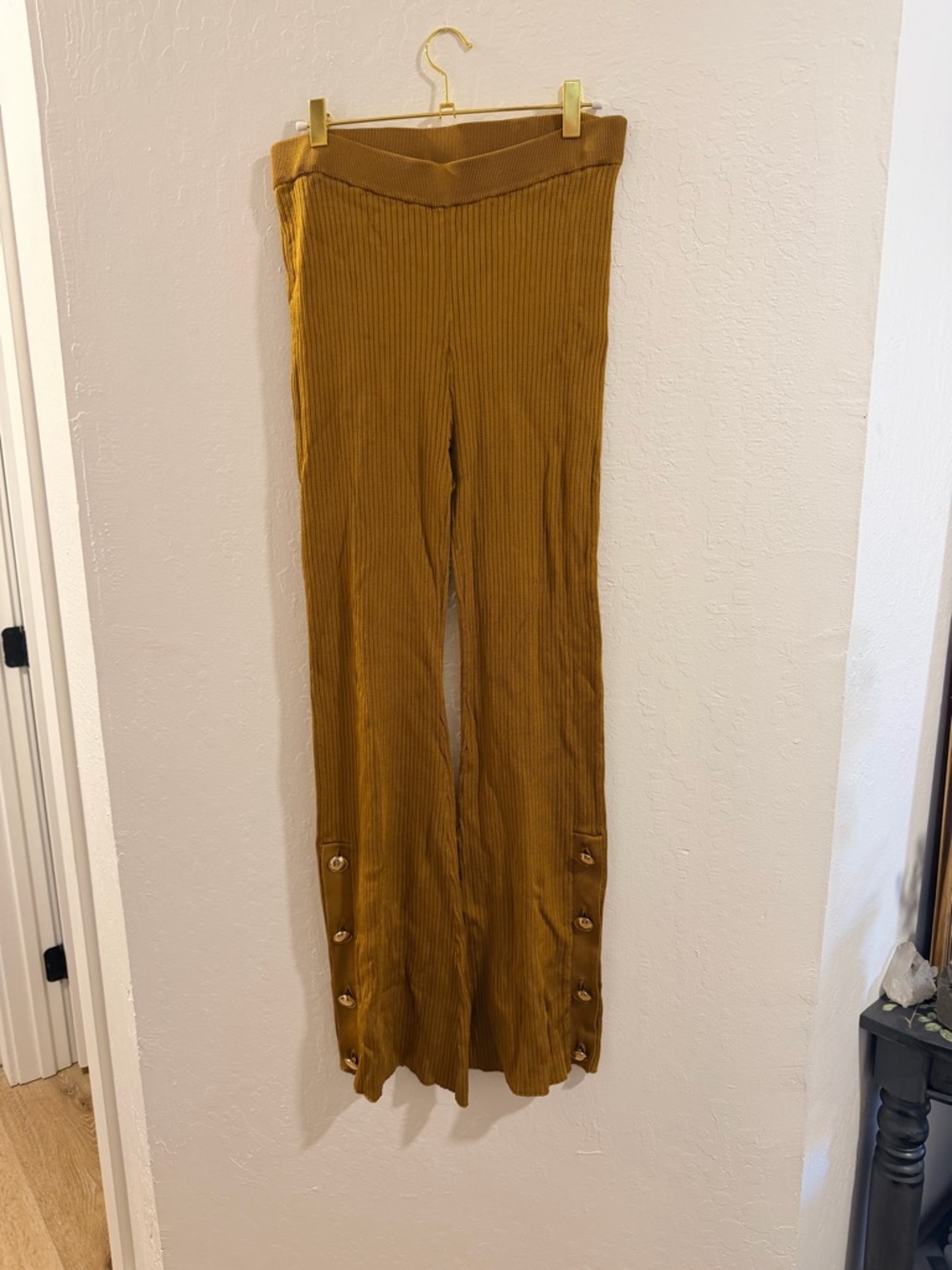 Good American Ribbed Knit Turtleneck Sweater in Mustard